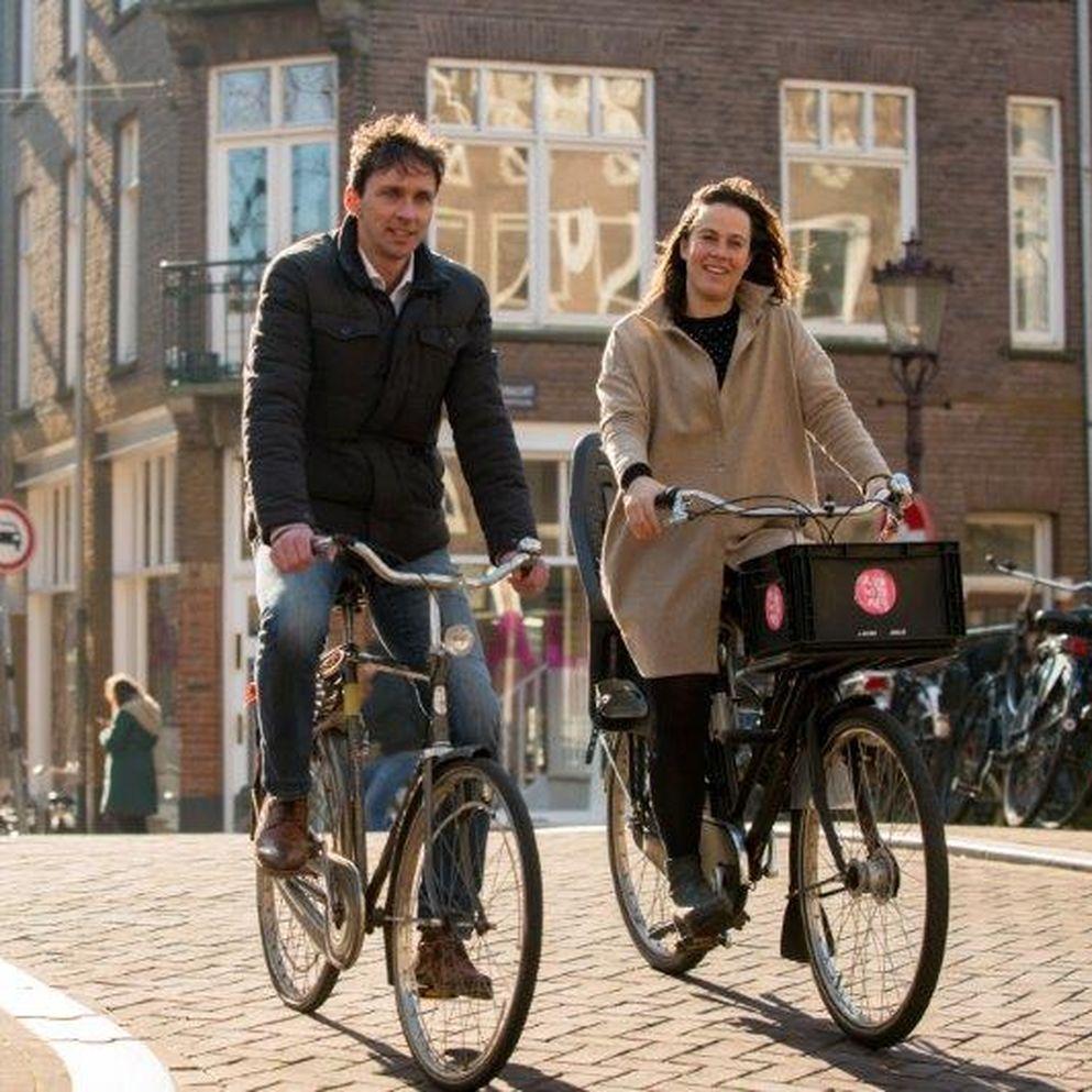 Katelijne en Sander op de fiets