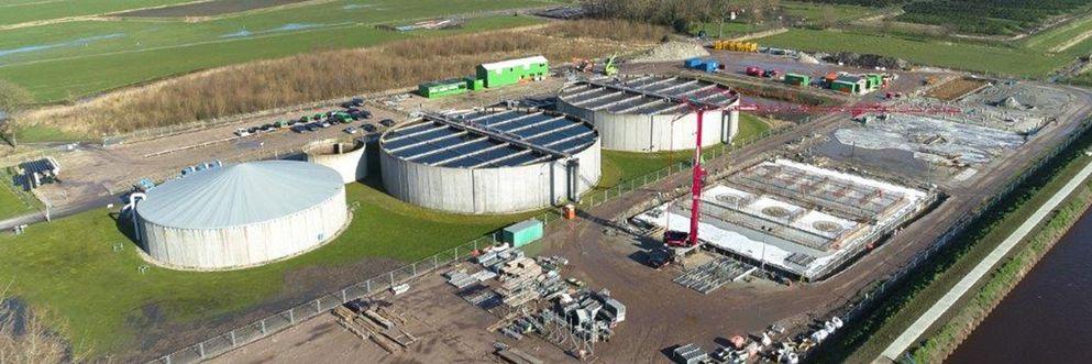 Luchtfoto waterzuivering
