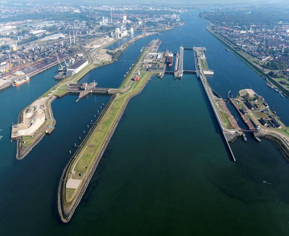 Basisonderhoud Noordzeekanaal gegund aan BAM en SPIE