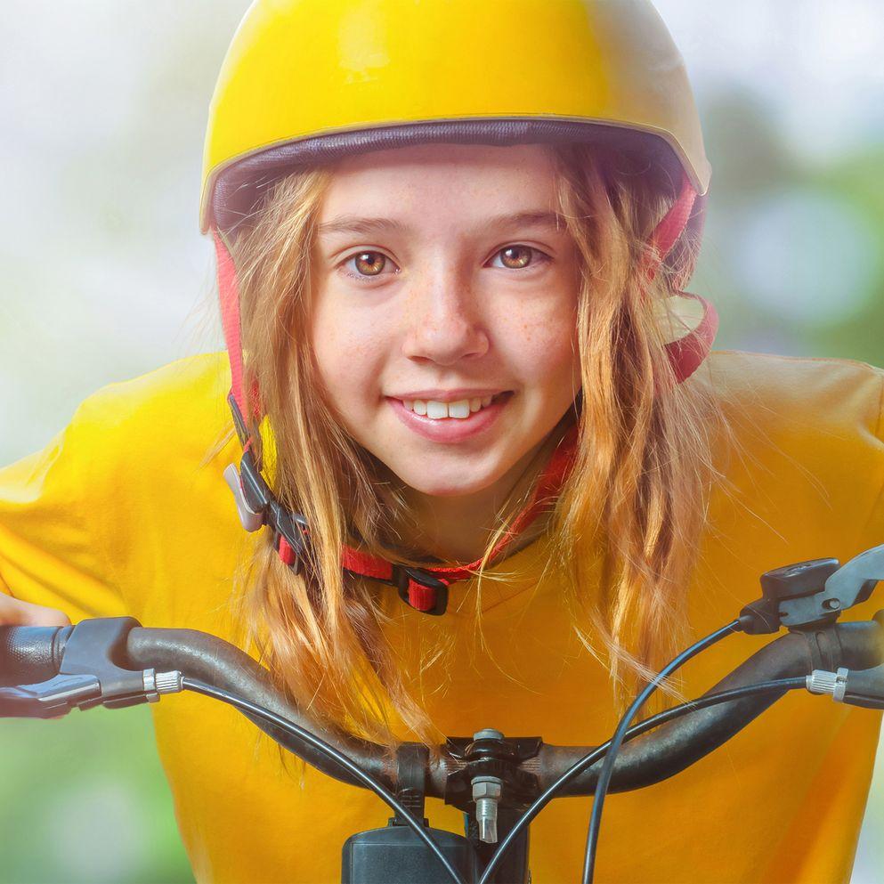 Meisje op een fiets