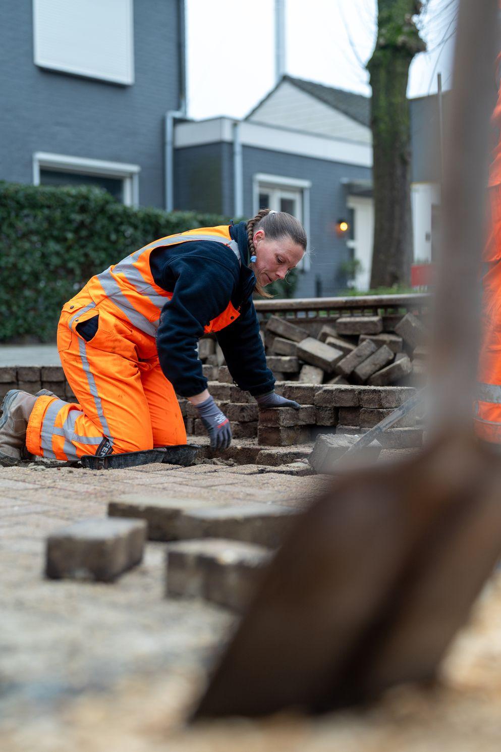 Nienke Bandsma, allround grondmedewerker BAM Infra Nederland bouwvrouw