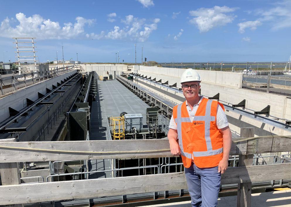 Afsluitdijk BAM LevveL pompen spuien dijk versterking klimaatverandering vervanging renovatie opgave duurzaamheid bouw