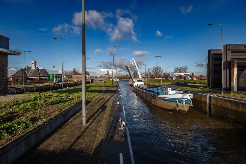 Renoveren met de ‘sluiswinkel’ open Julianasluizen Gouda bouwteam complex duurzaam samen