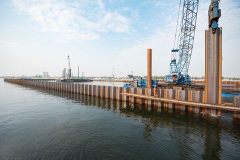 Nieuwe Sluis Terneuzen bruggen wegbaggeren sluis Gerben Turkstra grootste zeesluis