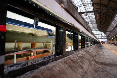 Oplevering gerenoveerd IJ-viaduct op station Amsterdam Centraal